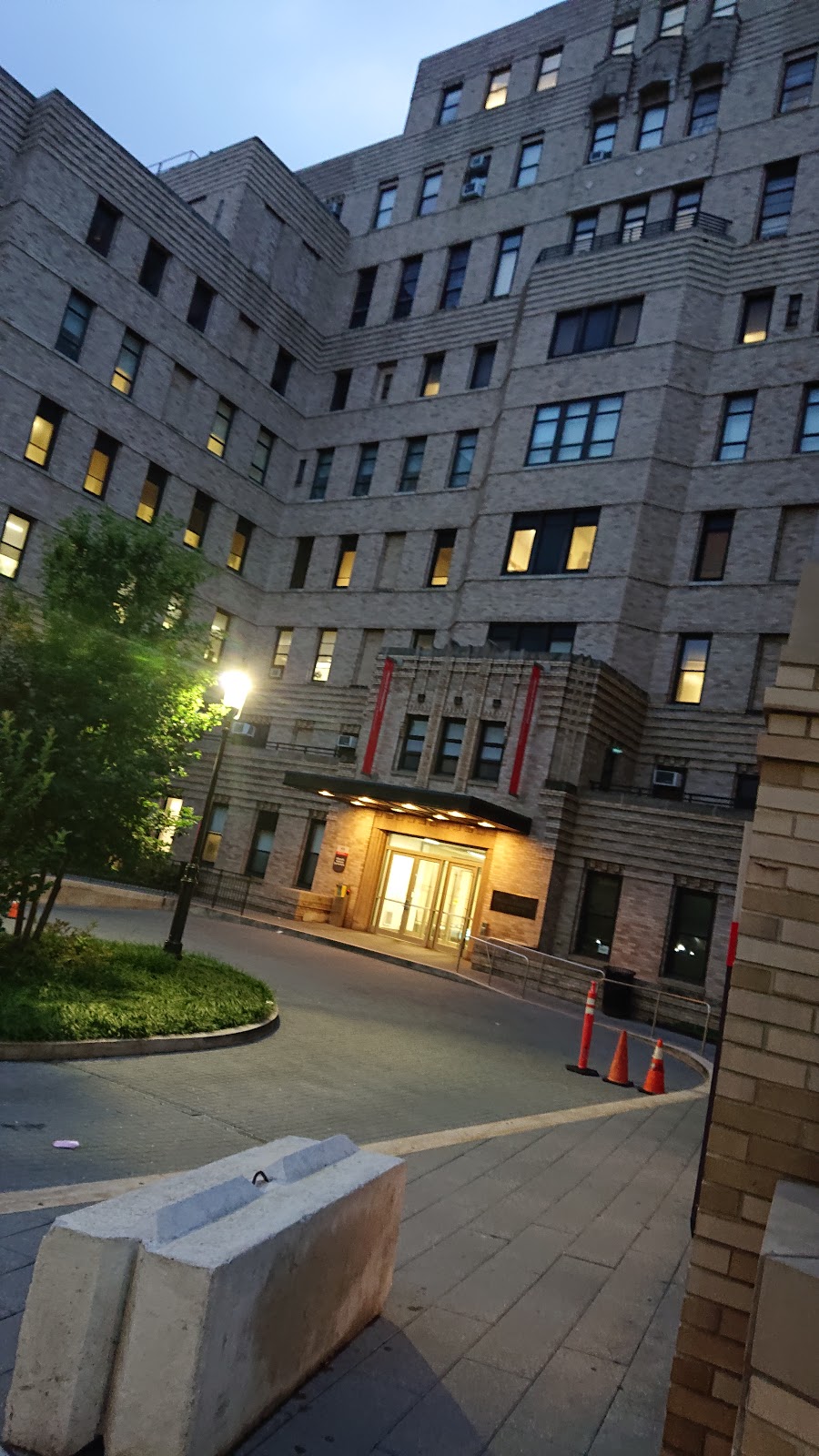 New York Presbyterian Hospital - Adult Psychiatry Clinic